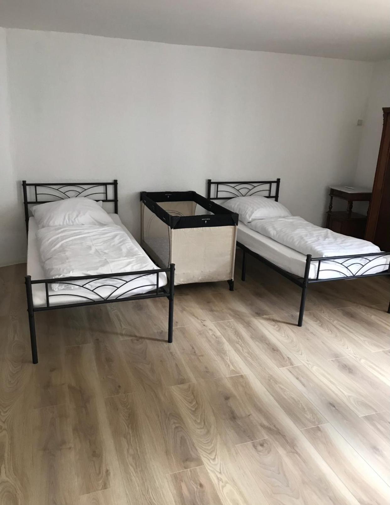 Ferien- Monteurwohnung In Ferienhaus Nürnberg